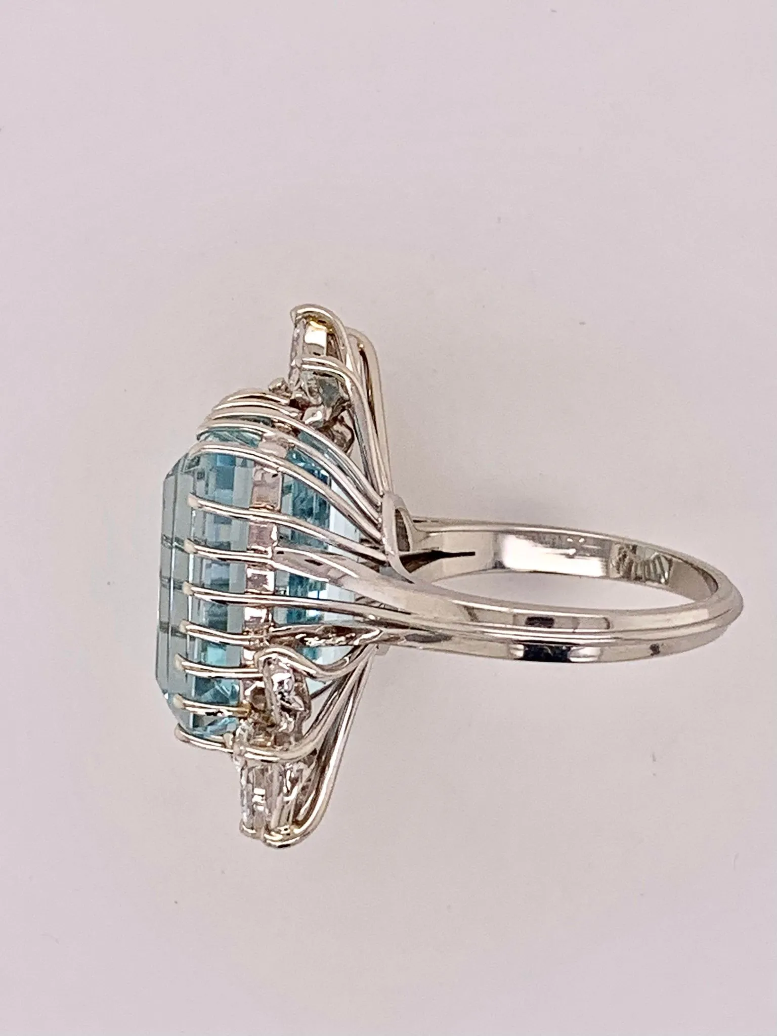 14K White Gold Estate Aquamarine & Diamond Ring