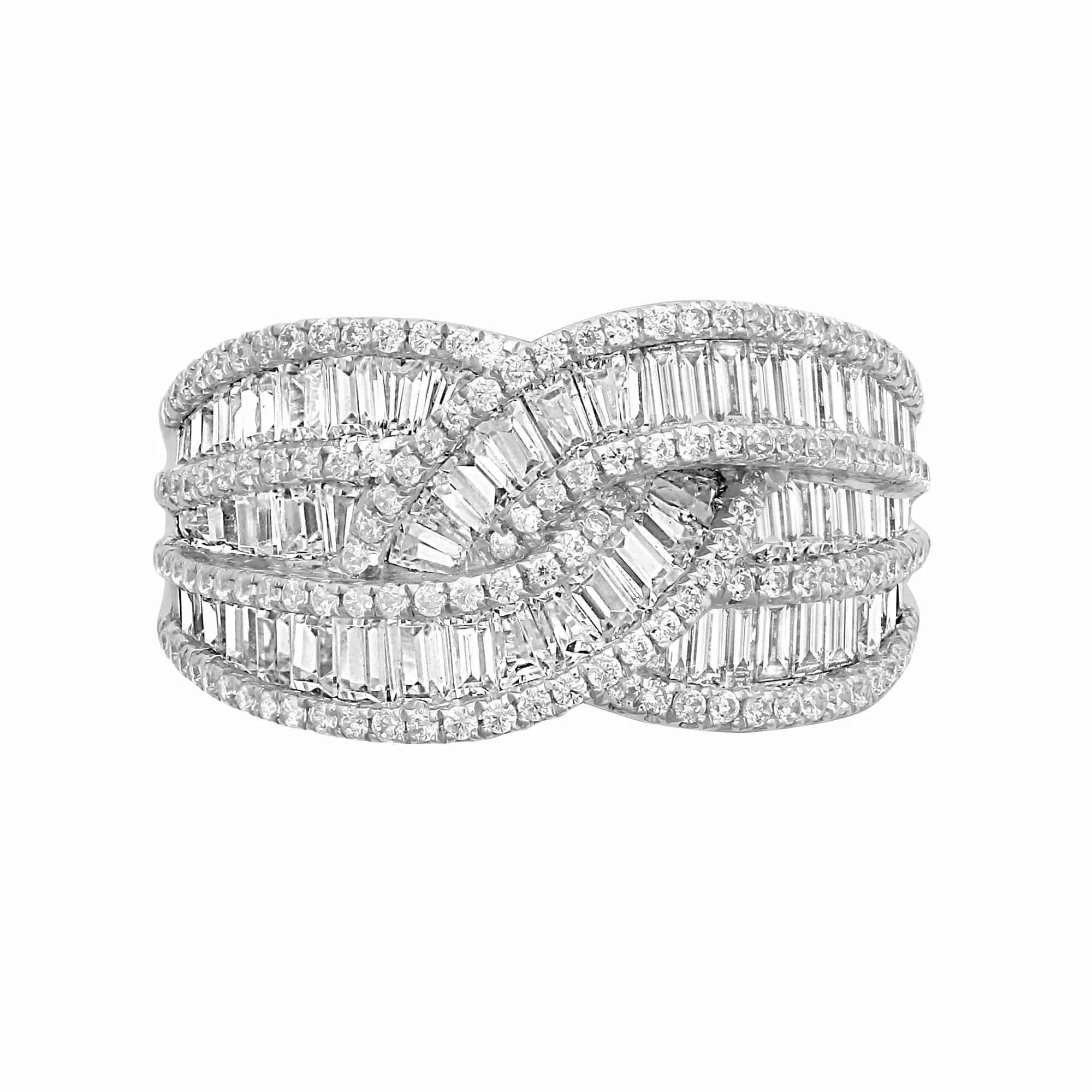 18ct White 1.83ct Round & Baguette Diamond Ring