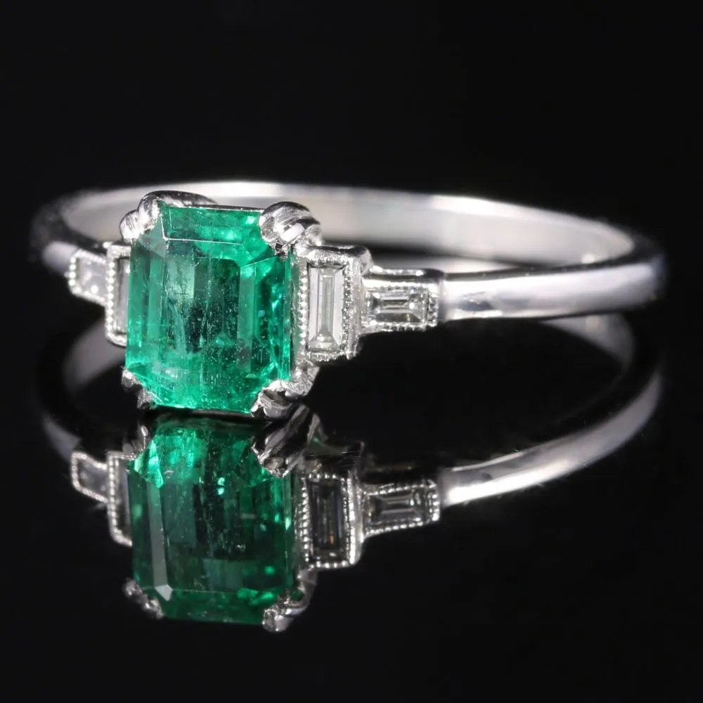 Antique Art Deco Emerald Diamond Ring Platinum Circa 1920