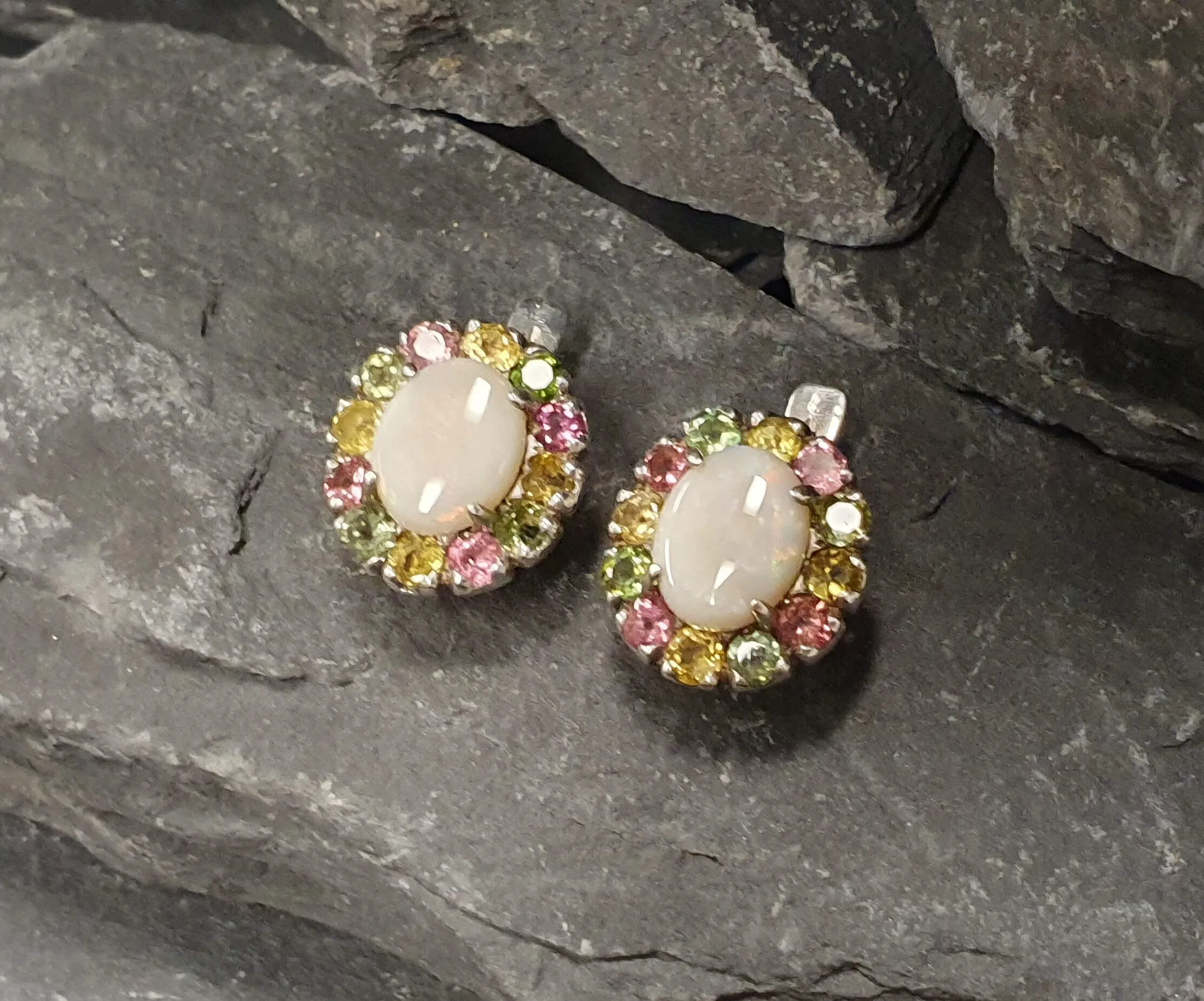 Flower Opal Earrings - Natural Opal Earrings - White Bridal Earrings