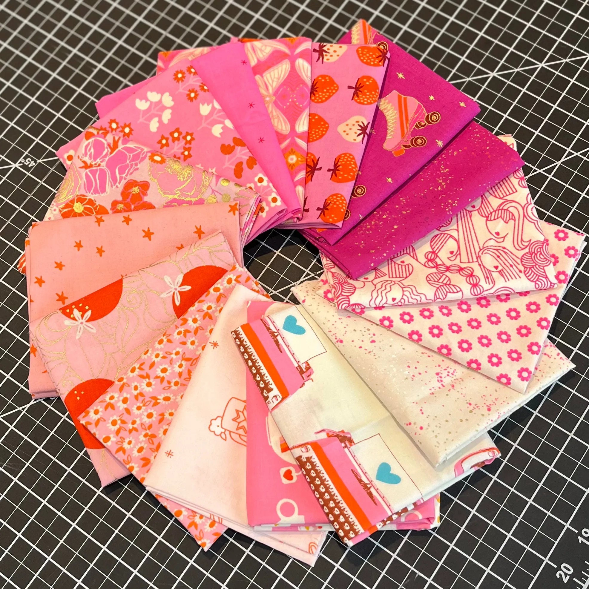 Galentine's Day 2023, 16 Fat Quarter Bundle - Ruby Star Society Fabrics