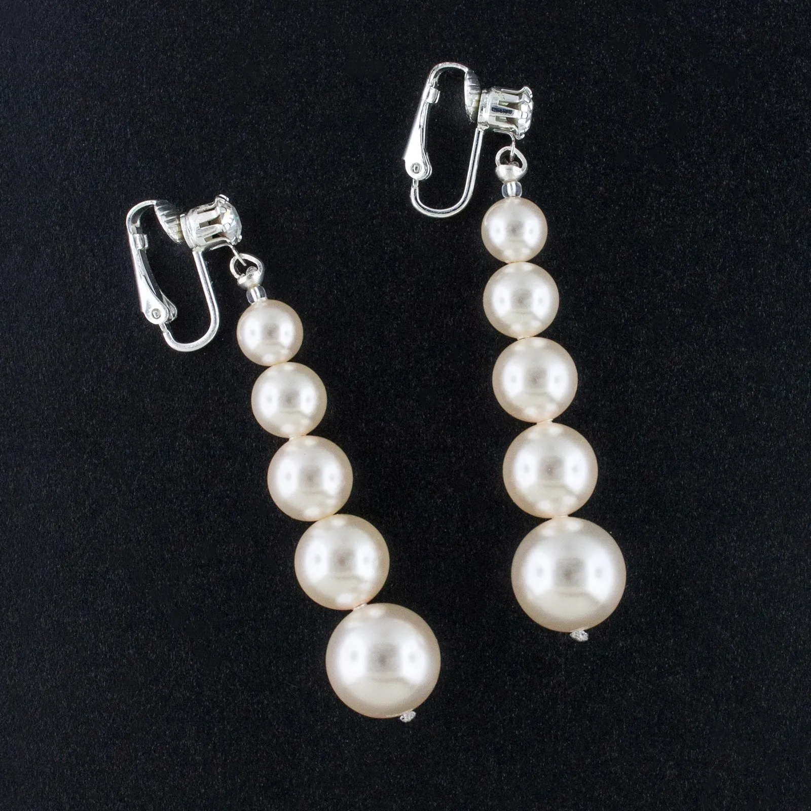 Graduated Pearl Earrings