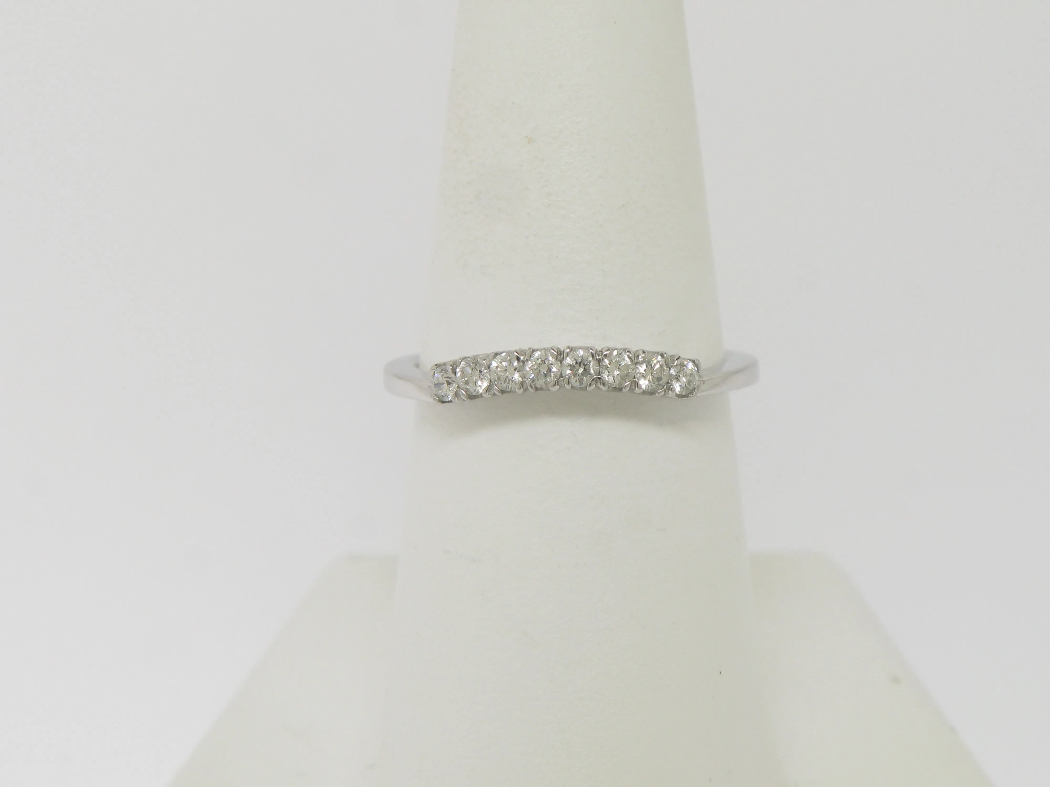 Platinum Curved Diamond Band with 8 Diamonds .28TW Size 6.75 (Brand New)