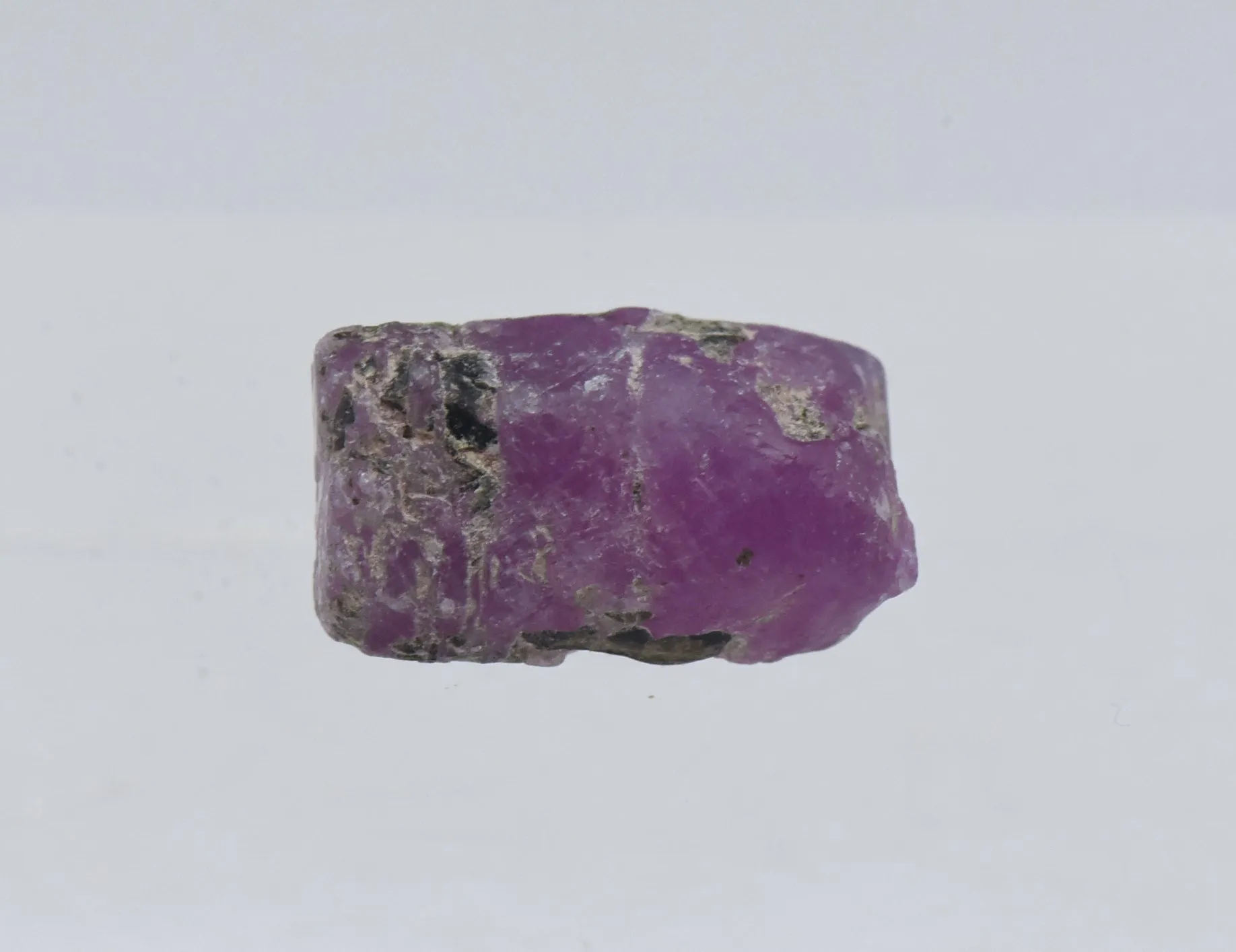 Rough Guinea Ruby Crystal Mineral Specimen - 1.8g