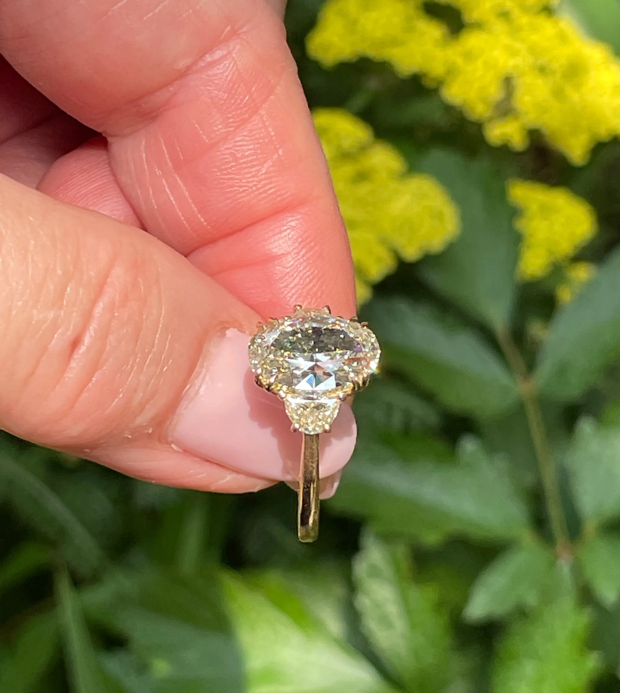 Stunning GIA 3.50ct Vintage OVAL DIAMOND Engagement Wedding Trilogy 18k Gold Ring