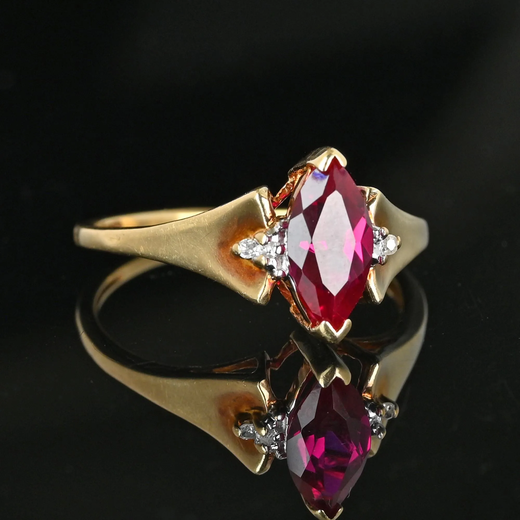 Vintage 10K Gold Diamond Marquise Ruby Ring