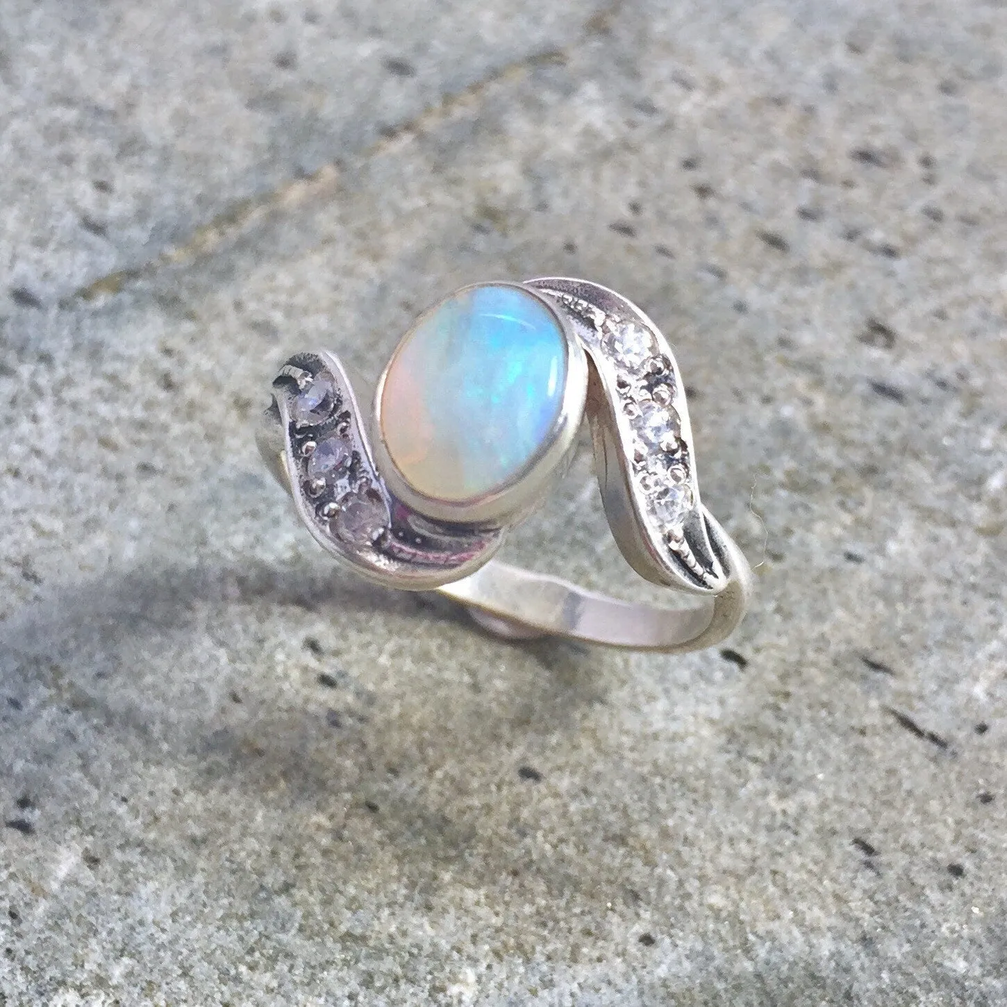 Vintage Opal Ring - Opal Bezel Ring - Artistic Opal Ring